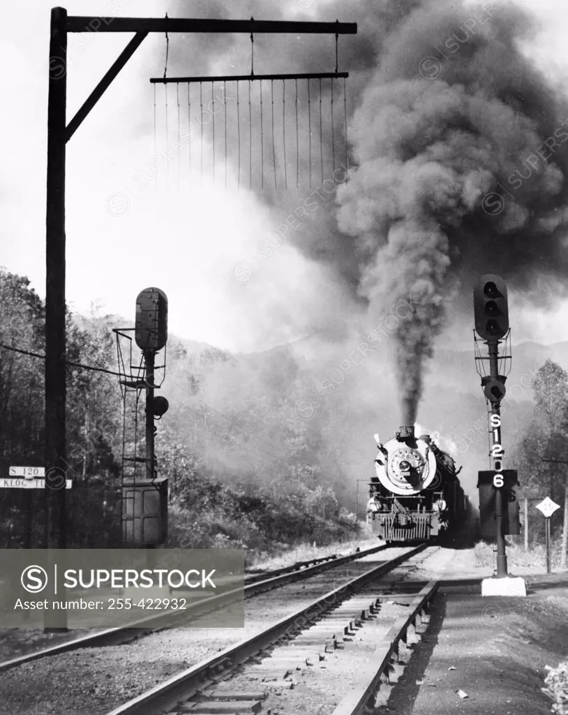 USA, North Carolina, three miles below Ridgecrest, Southern Railway freight train crossing Blue Ridge Mountains,  just before entering Licklog Tunnel