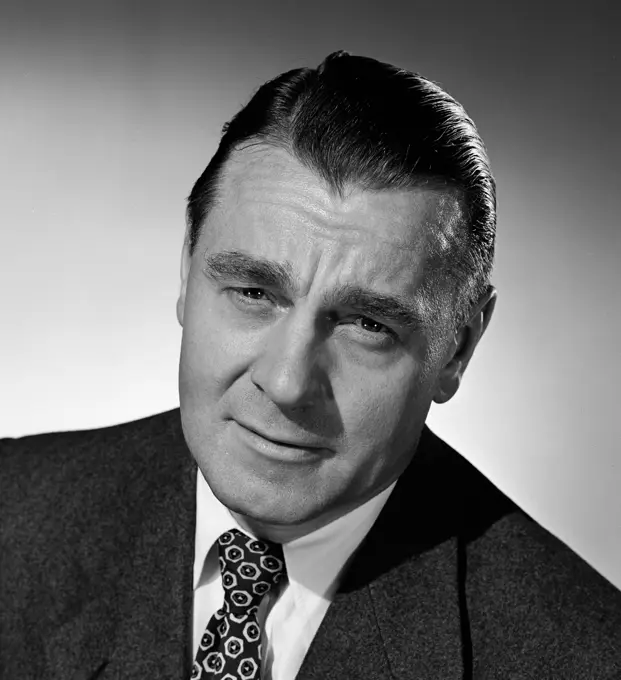 Studio portrait of serious businessman 