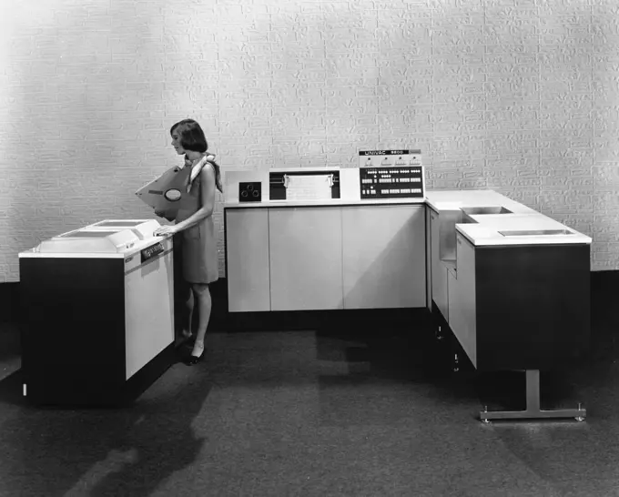 Technician working on a computer, Univac 9200, Sperry Rand