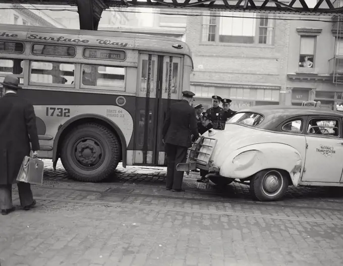 Vintage photograph. Bus and taxi accident on 3rd Avenue, New York City