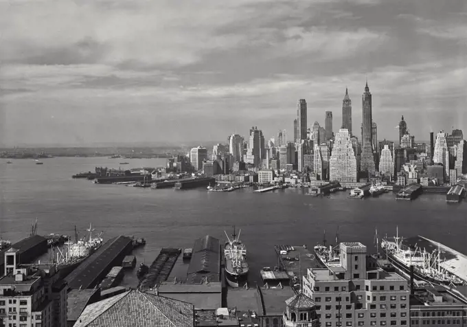 Vintage photograph. Lower Manhattan skyline as seen from Brooklyn