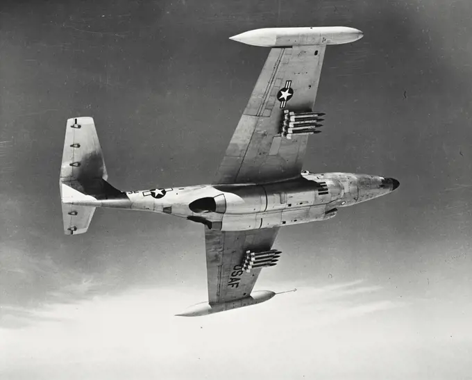 Vintage photograph. Scorpion F - 89 equipped with wing rocket