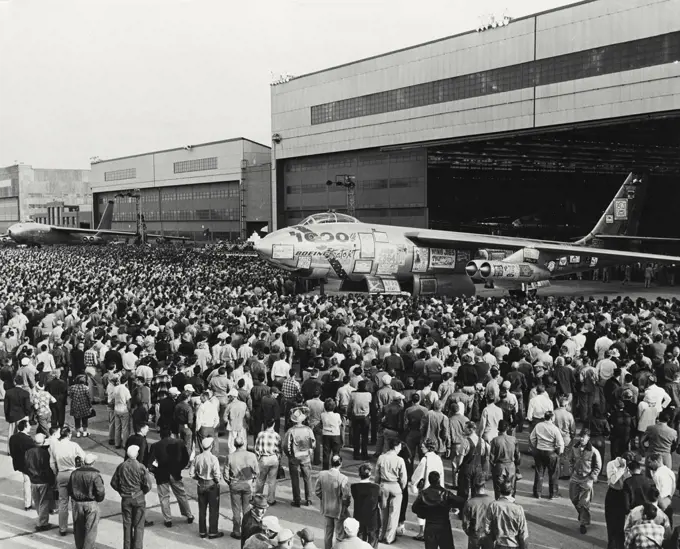 Boeing employees at the ceremony of the 1,000th B-47 Stratojet