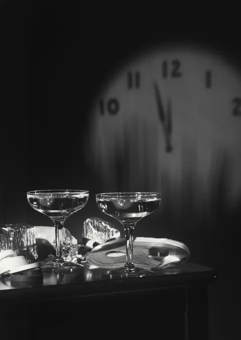 Glasses with clock projected on wall