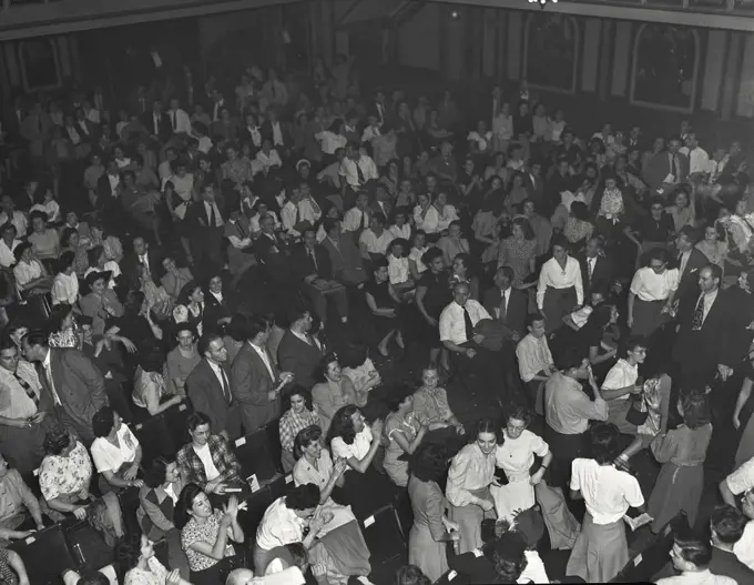 Vintage photograph. Crowd in theater