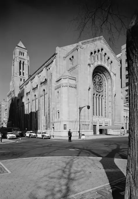 USA, New York State, New York City, Fifth Avenue and 65th Street, Temple Emanuel