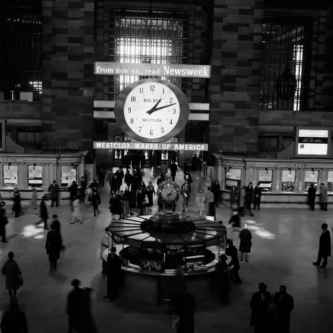 USA, New York City, Interior of Grand Central Terminal with commuters