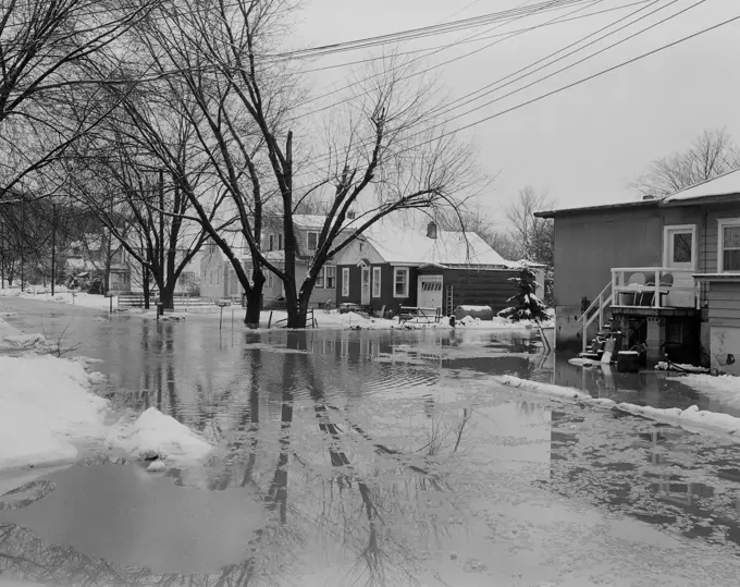 USA, New York State, Binghamton, Flood scene in residential area