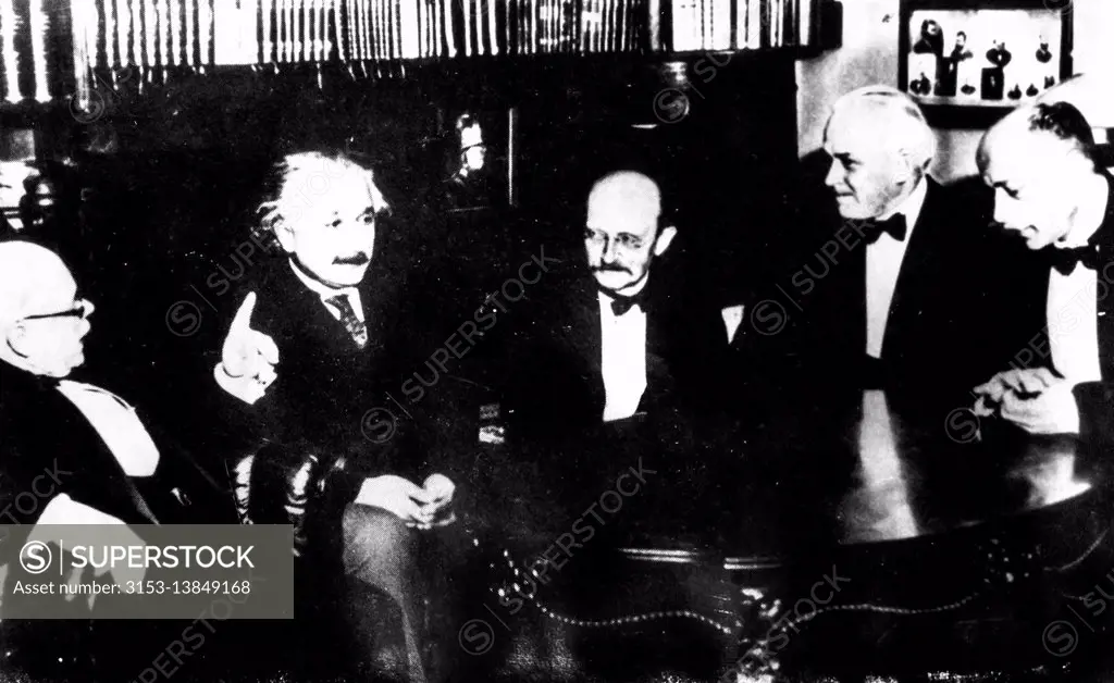 albert einstein, walther hermann nernst, max planck, max theodor felix von laue, robert andrews millikan, 1931