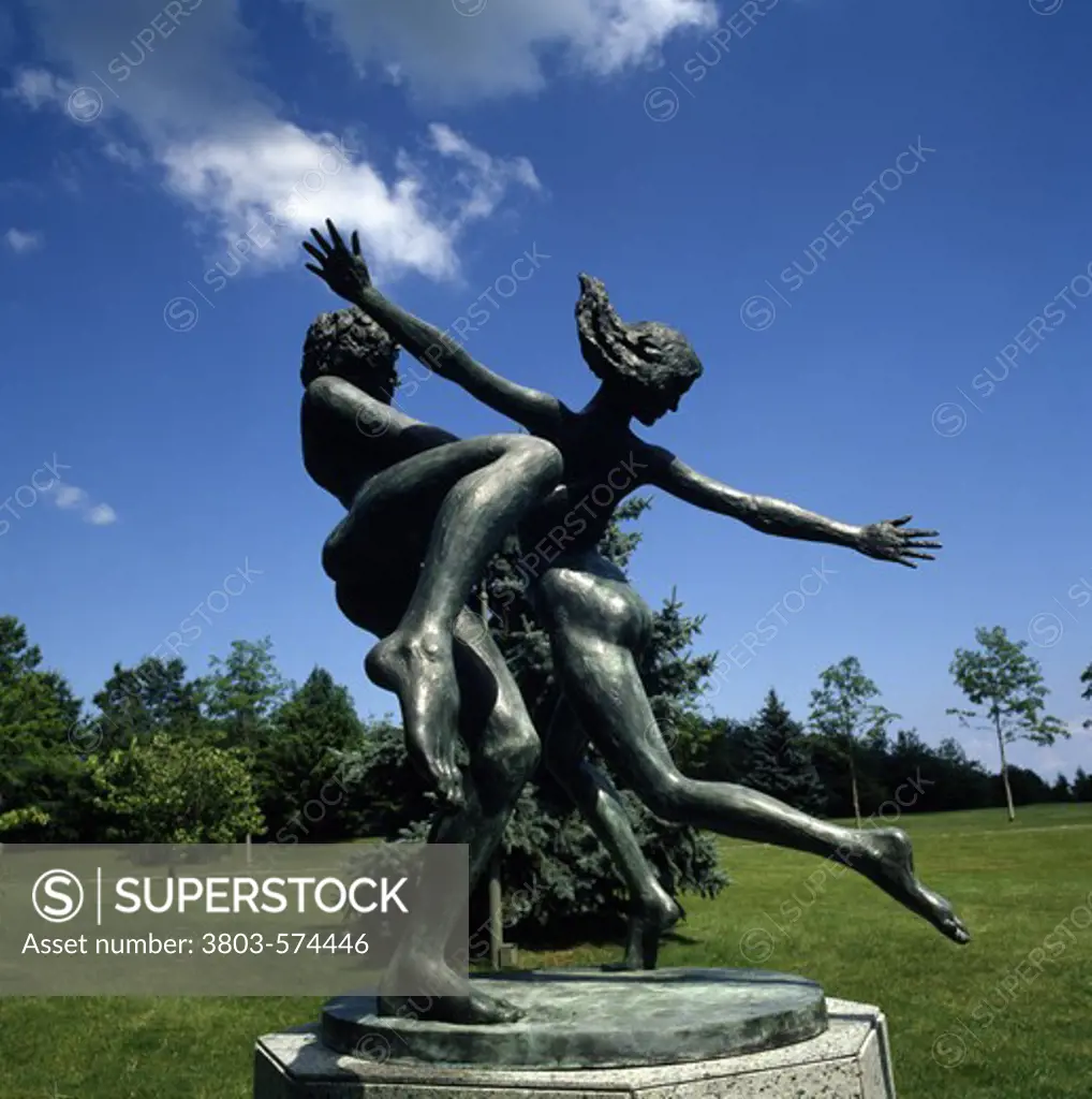 The Dancers, sculpture by David Wynne