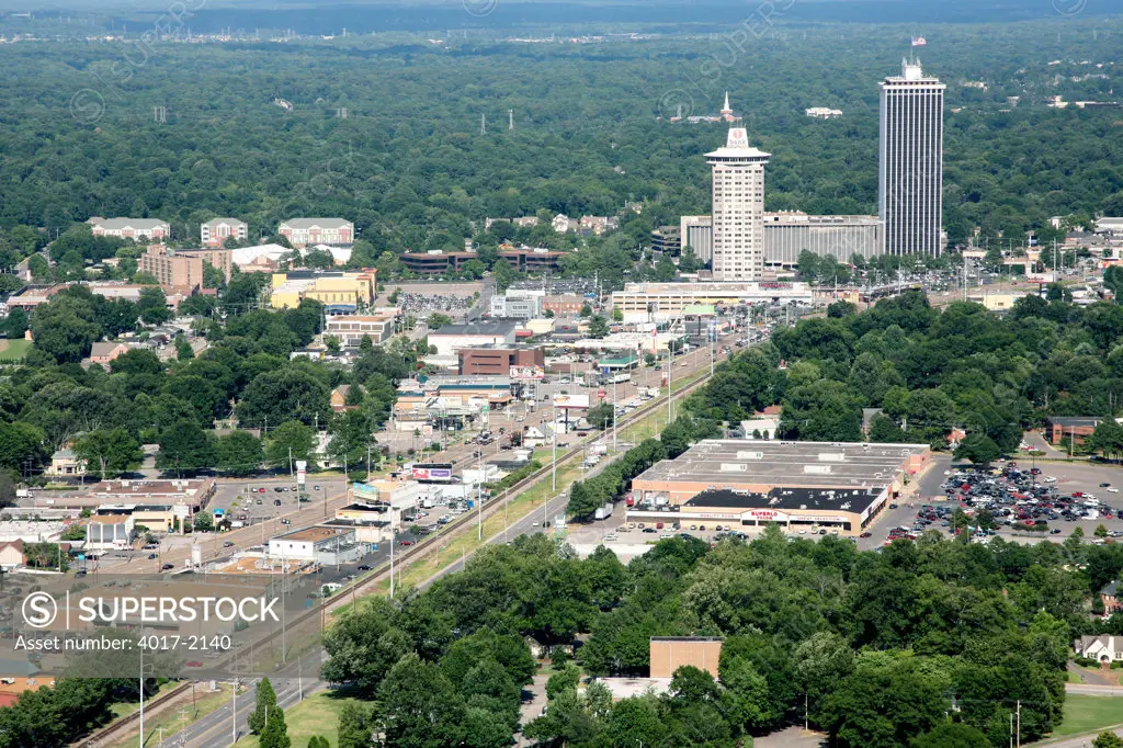 Ibank and Clark Tower Near University of Memphis