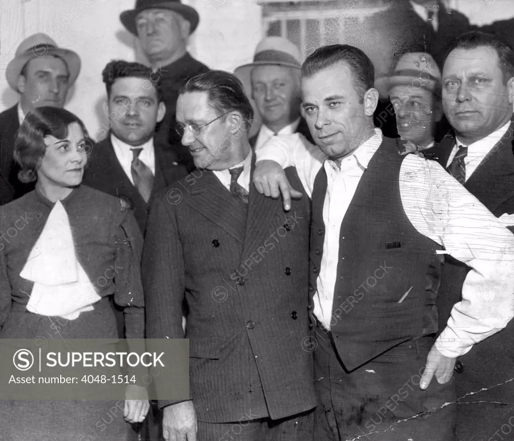 JOHN DILLINGER-Dillinger with Prosecuting Attorney, Robert Estill and ...