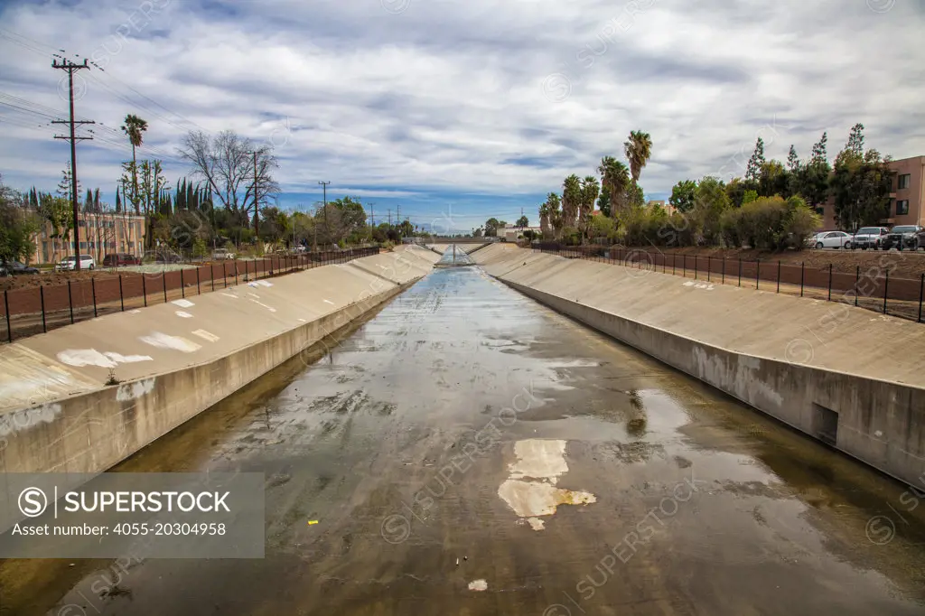 The beginning of the Los Angeles River at the confluence of Bell Creek and Arryo Calabasas in Canoga Park. San Fernado Valley, Los Angeles Coutny, California, USA