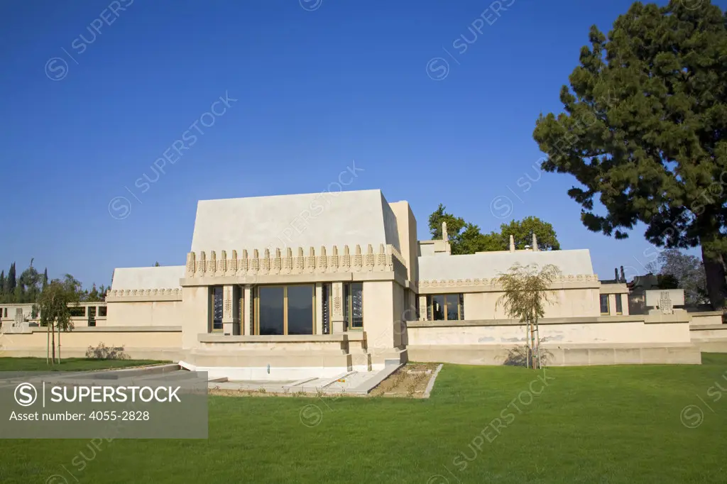 Hollyhock House by Frank Lloyd Wright, Barnsdall Art Park, Los Angeles, California, USA