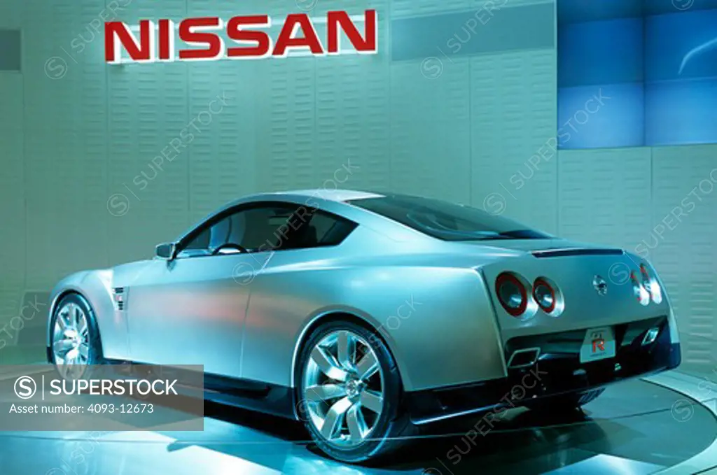 Nissan Skyline GTR silver