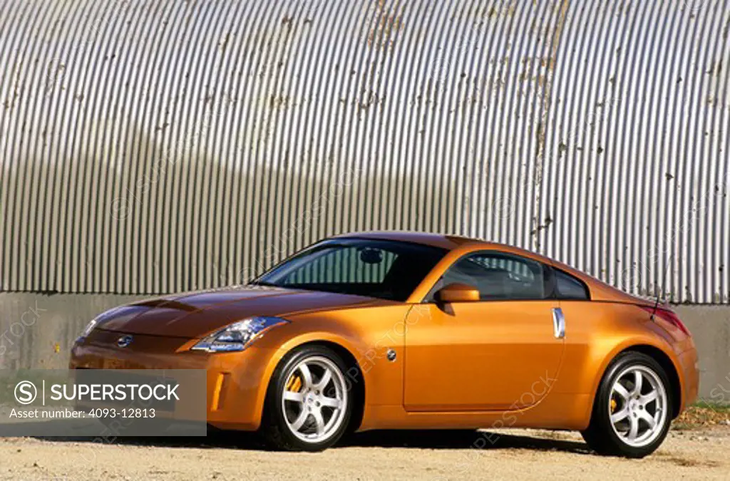 Nissan 350Z 2005 orange