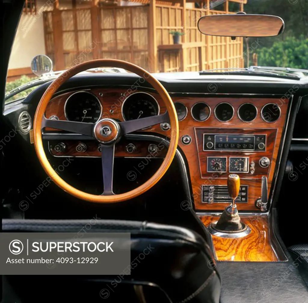 interior Toyota 2000 GT 1967 1960s steering wheel dashboard wood black leather seats gear shift