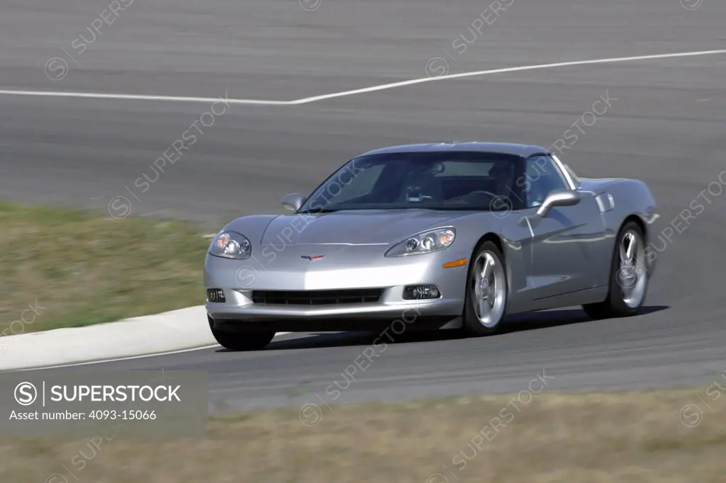 Corvette C6 2005 silver cornering handling