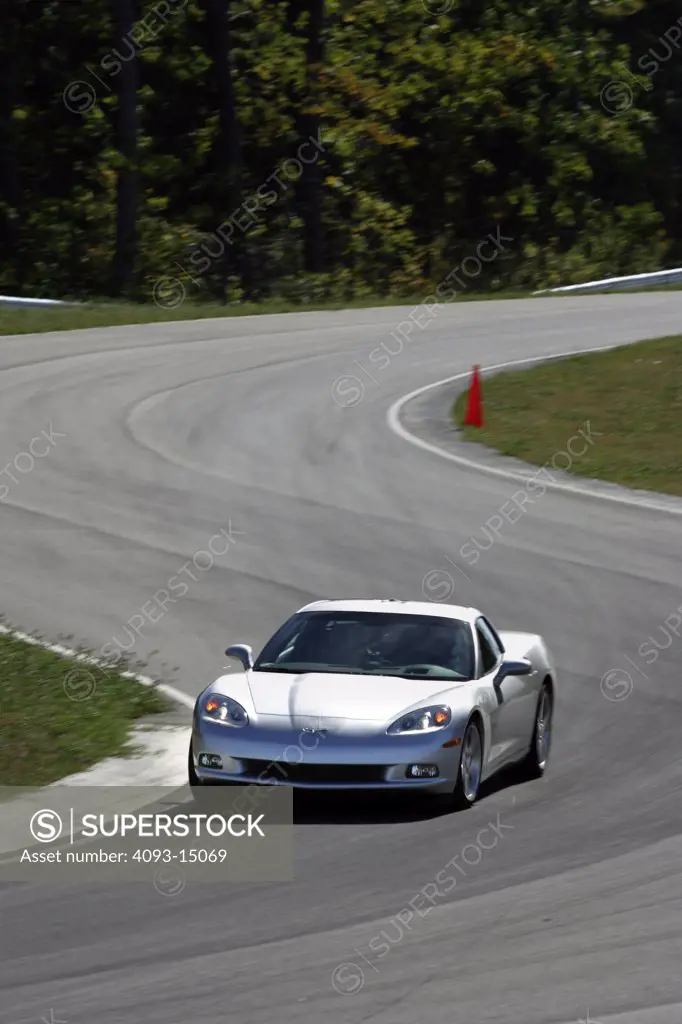 Corvette C6 2005 silver cornering handling