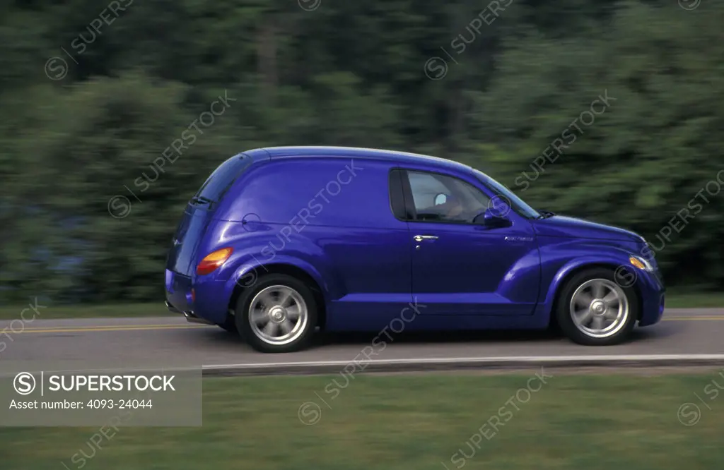 Mini PT Cruiser Panel Cruiser 2000 blue street