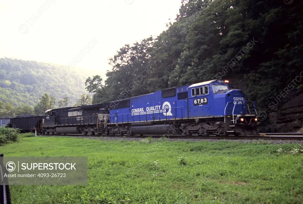 Conrail CR 6783 blue coal train