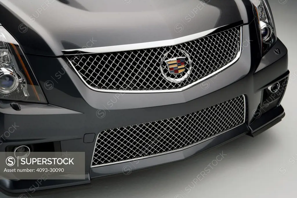 2011 Cadillac CTS-V Coupe showing the grill and badge logo