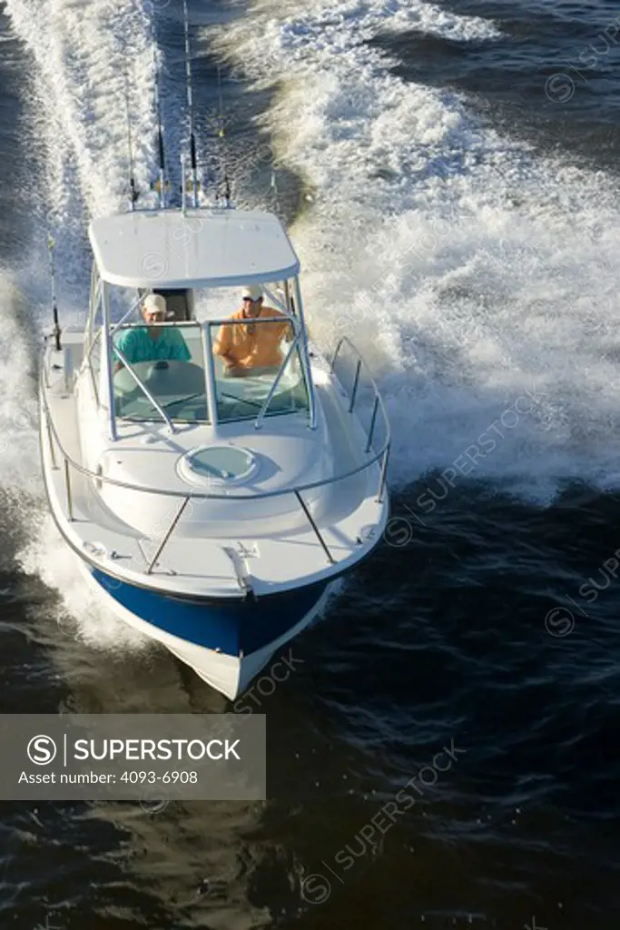 Going Offshore fishing in a Trophy 2502 Walkaround boat in the Gulf of Mexico, FL. Near Fort Myers, Florida