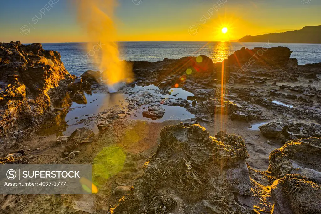 Blowhole on the coast, Nakalele Blowhole, Poelua Bay, Hawea Point, Maui, Hawaii, USA