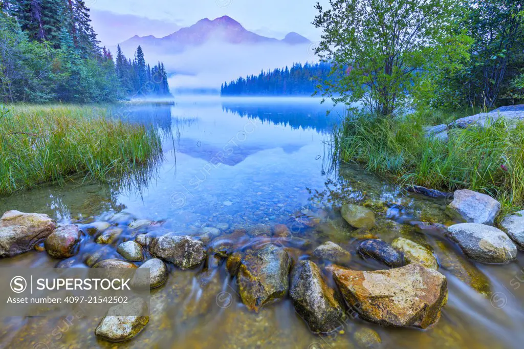 Pyramid Lake, Jasper National Park