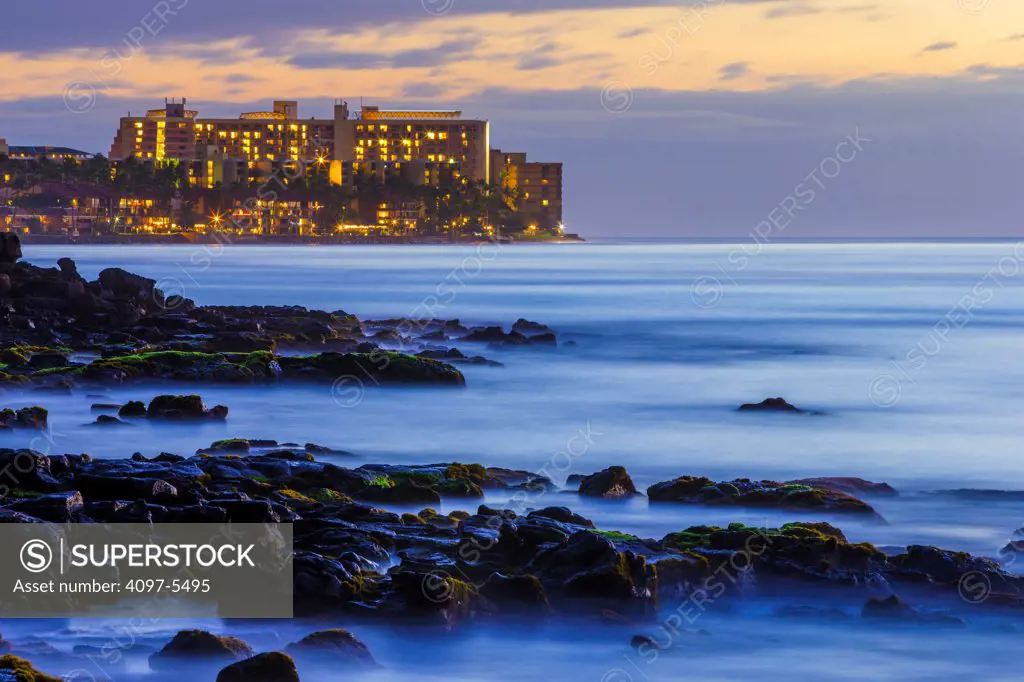 USA, Hawaii, Maui, View of Kanapali area with resort