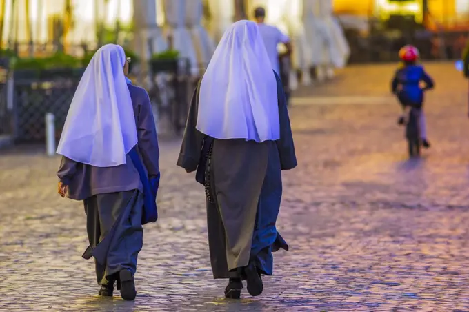 two nuns walking, Rome