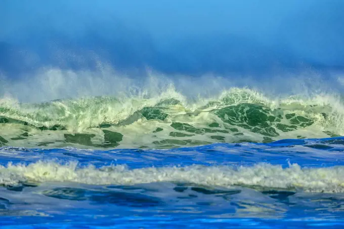 waves on Oregon Coast