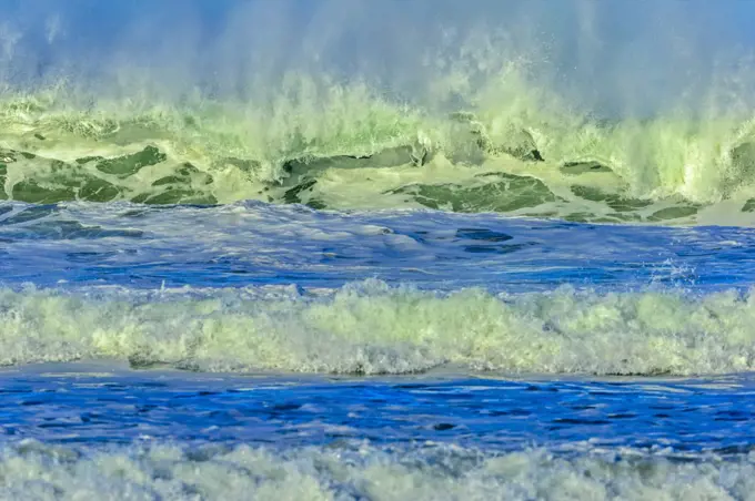 waves on Oregon Coast