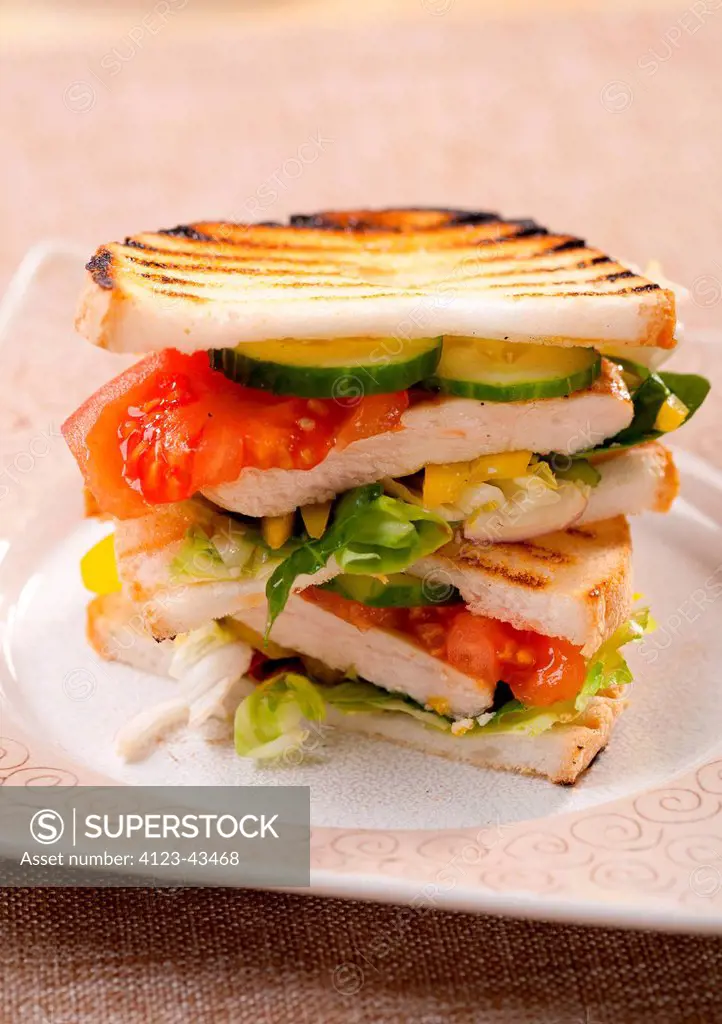 Healthy sandwiches for breakfest.