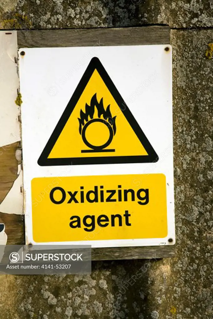 Sign Warning Of Oxidizing Agent Hazard