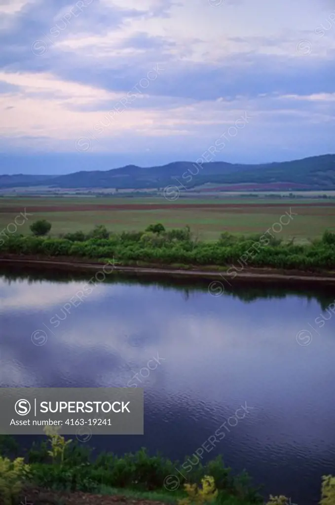 RUSSIA, SIBERIA NEAR SHILKA, SHILKA RIVER