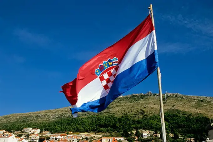 CROATIA, DUBROVNIK, CROATIAN FLAG