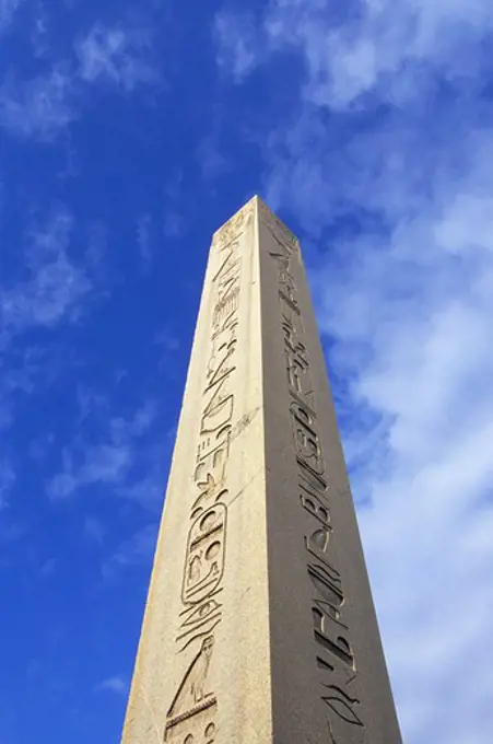 EUROPE, TURKEY, ISTANBUL, HIPPODROME, EGYPTIAN OBELISK, 2006