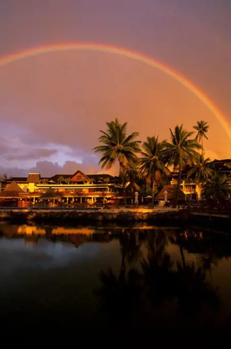 FRENCH POLYNESIA, SOCIETY ISLANDS, TAHITI, BEACHCOMBER HOTEL, RAINBOW