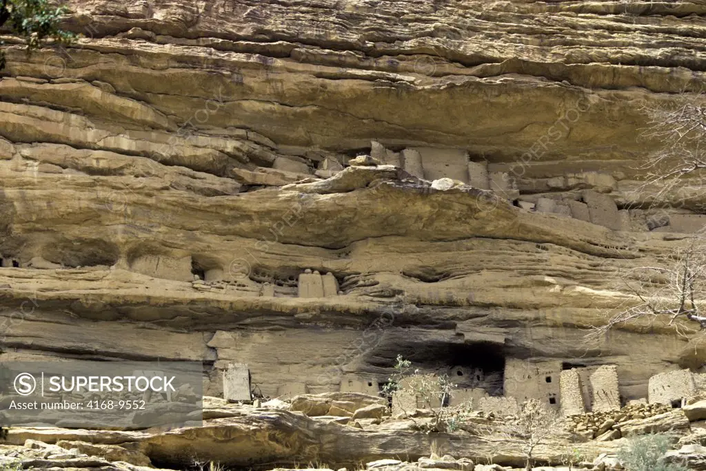 Mali, Dogon Country, View Of Cliffside Dwellings Of Former Tellem Tribe, Above Banani Village