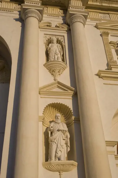 Guatemala, Highlands, Antigua, Saint Joseph Cathedral, Detail Of Architecture, Statues