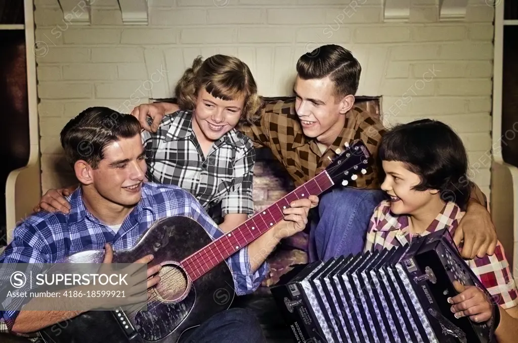 1950s TWO COUPLES TEEN BOYS GIRLS SINGING PLAYING GUITAR & ACCORDION WEARING PLAID SHIRTS