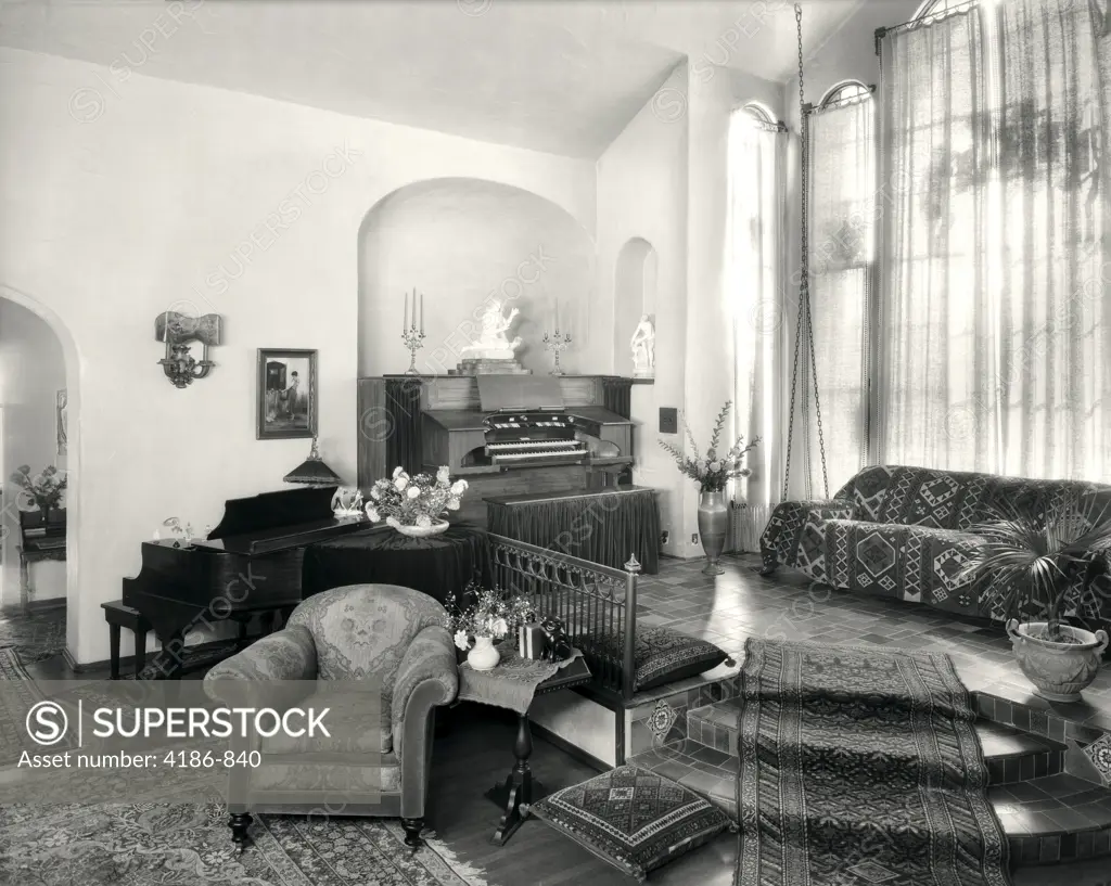 1920S Interior Upscale Music Room With Piano And Organ