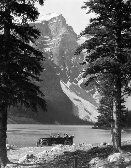 1920S Mountains Moraine Lake