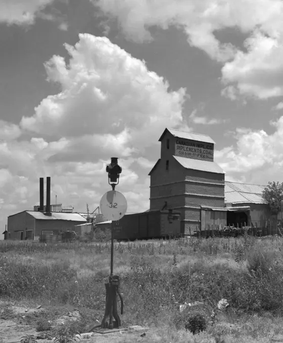 1920S 1930S 1940S Canadian Texas Panhandle Grain Elevator