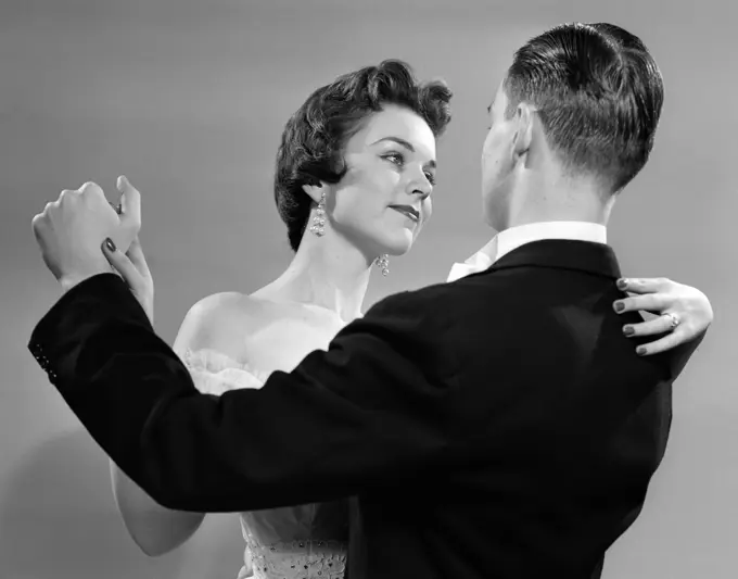 1950S Waist Up Couple Slow Dancing