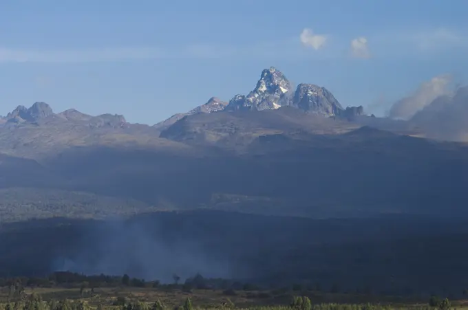 MT. KENYA FROM LEWA DOWNS AFRICA