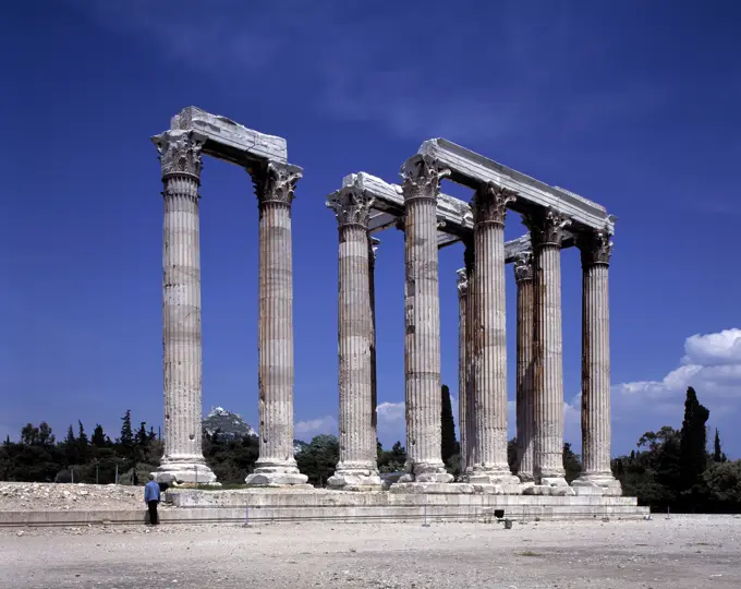 ATHENS GREECE RUINS OF THE OLYMPIEION