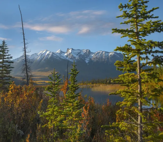 Athabasca River and Colin Range, Rocky Mountains, Jasper National Park, Alberta, Canada