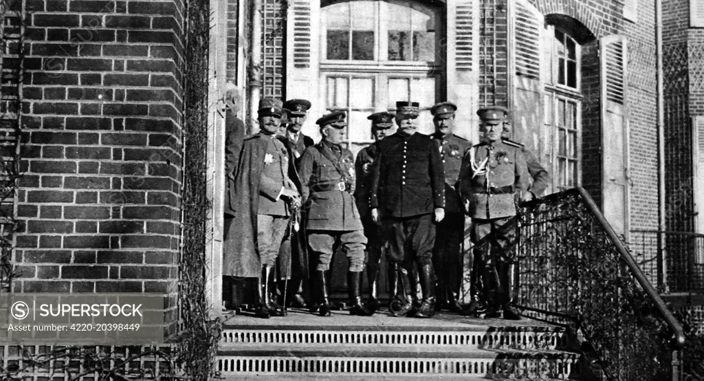 France, Britain, Russia, Italy and Belgium represented at the War Council at the French General Headquarters near Paris.  From left to right, front row: General Porro, Sir John French, General Joffre and General Jilinsky.     Date: December 18th 1915